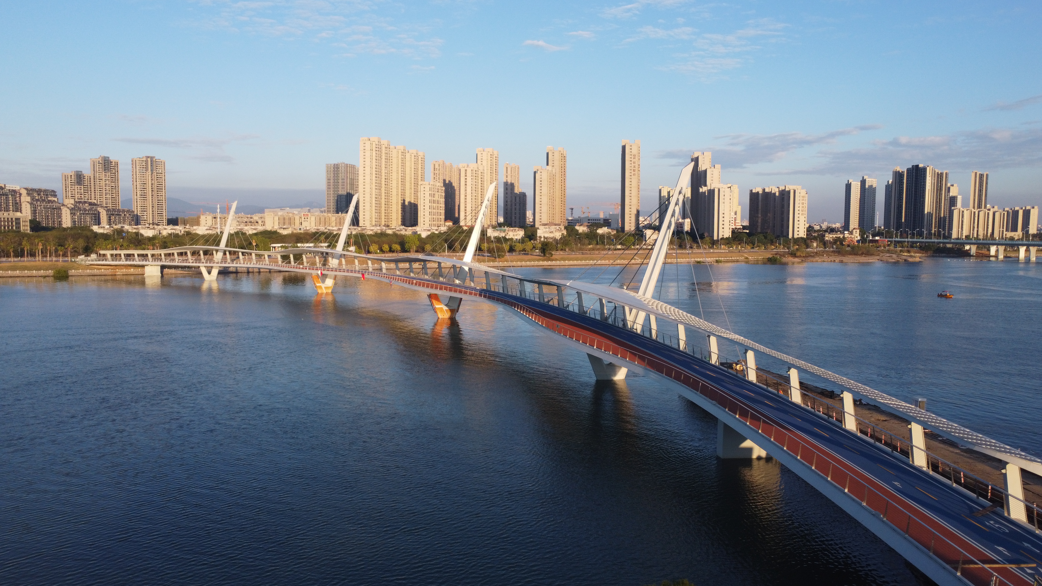 1752738248864631wLLy.jpg B555861E5B0F5D50590B5E2CA1A7E62F.jpg